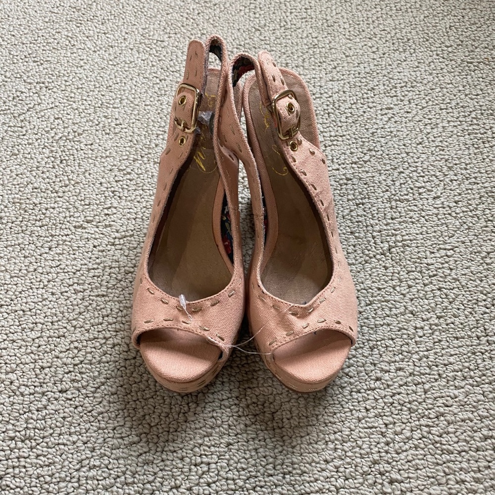 Pink canvas heels